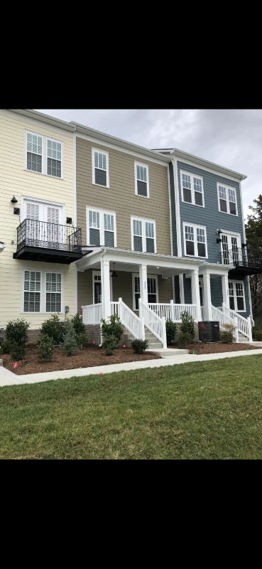 358 Kara Ln - Photo 2 of 7