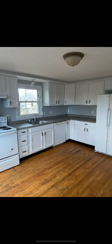 309 Sanford Rd #10 - Photo 3 of 9