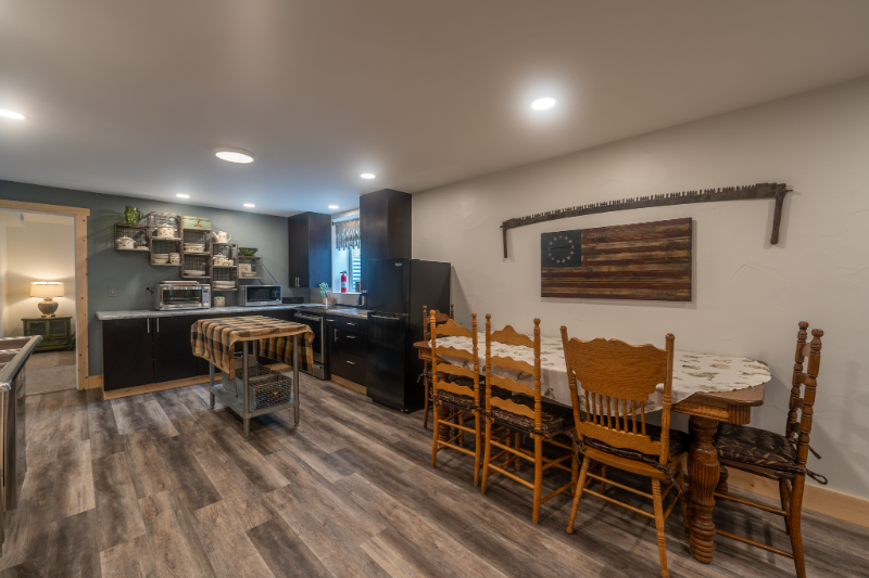 145 Sunset Dr #B - Photo 5 of 24