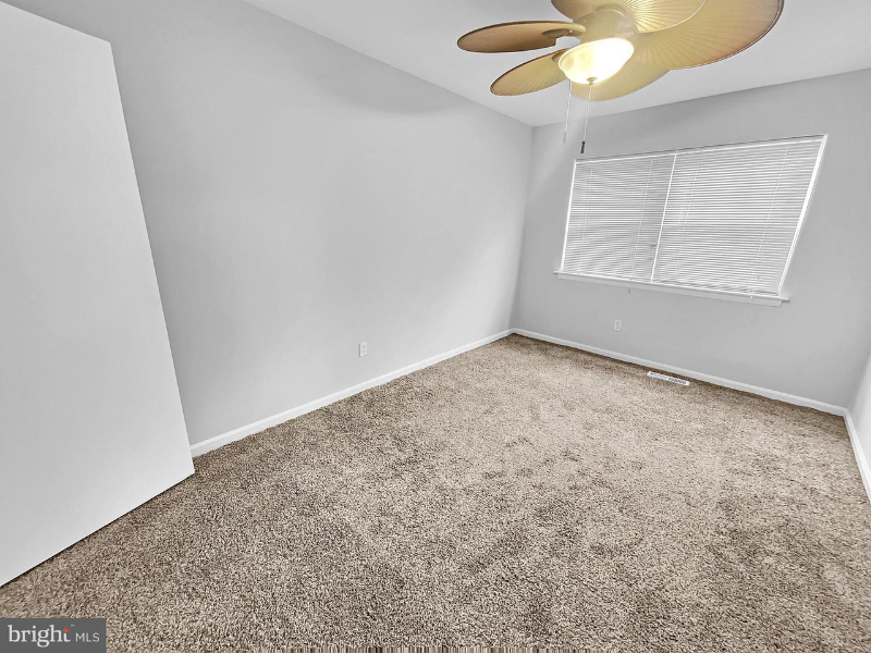 9300 Hagel Cir - Photo 7 of 15