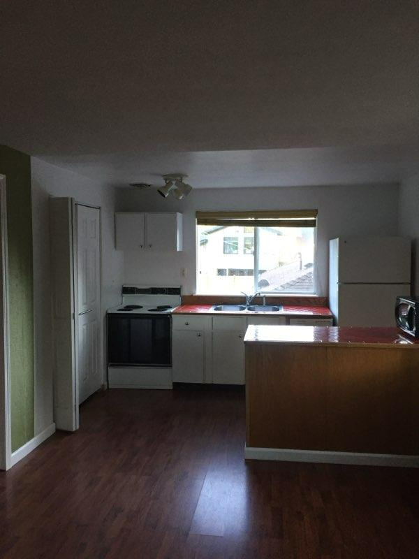 22010 Brier Rd #1-2 - Photo 3 of 10