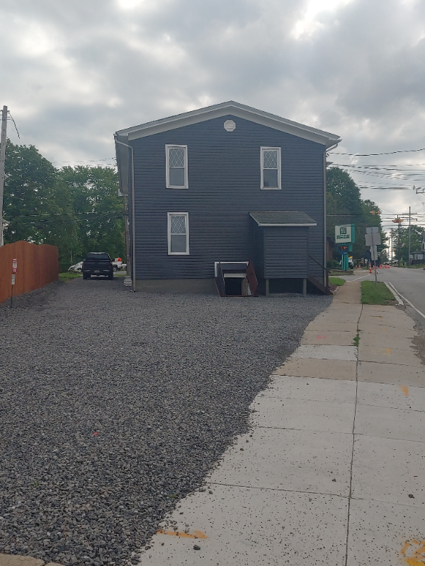 102 Franklin St #2 - Photo 3 of 20