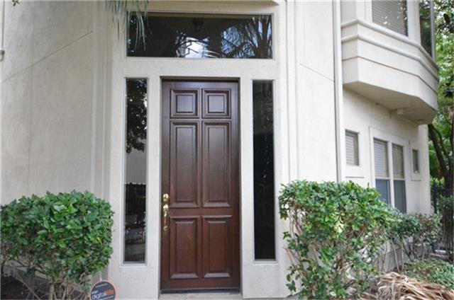 220 Snover St - Photo 3 of 32