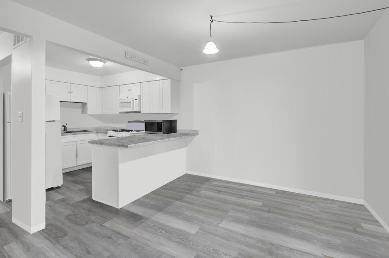 1529 Sheffield Ave #1535 - Photo 3 of 13