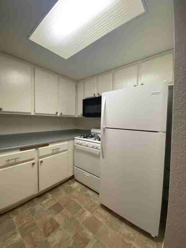 6707 West 86th Place #G - Photo 2 of 10