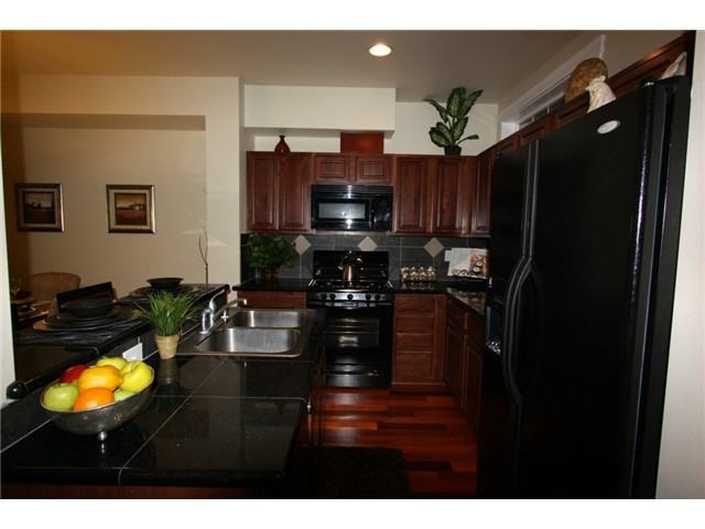 913 225th Place Southeast - Photo 3 of 10