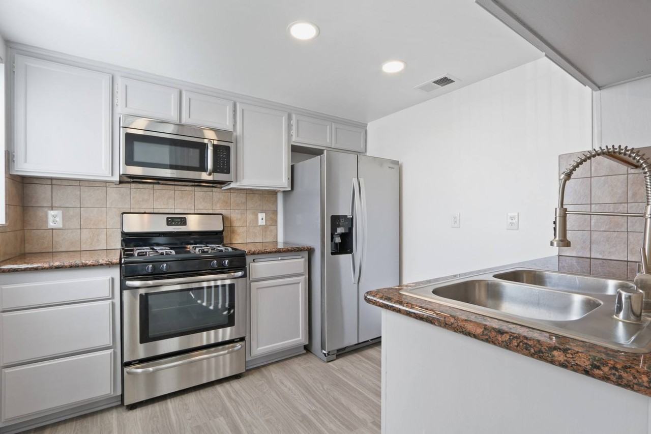 Wilcox Luxury Apartments 813 Wilcox Ave, Los Angeles, CA 90038 Zumper