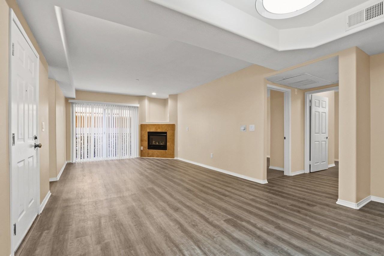 Wilcox Luxury Apartments - Photo 4 of 78