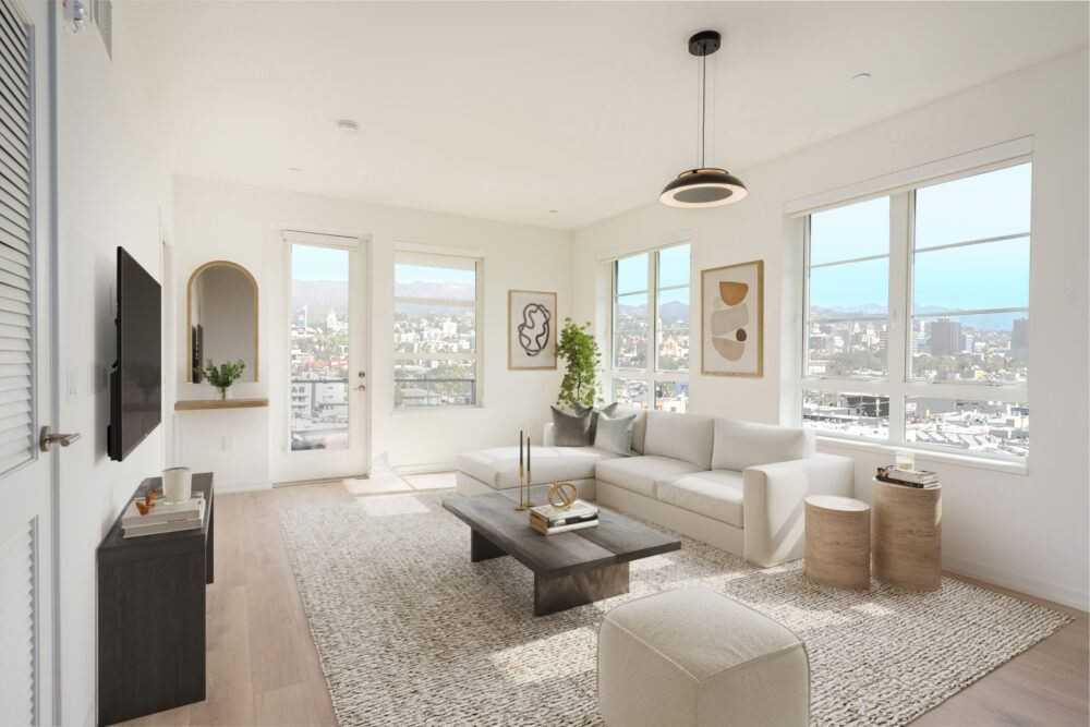 SMB Hollywood - Photo 4 of 44