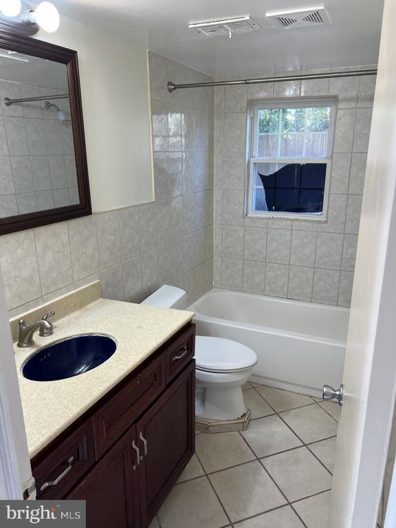 200 Grandview Rd - Photo 3 of 7