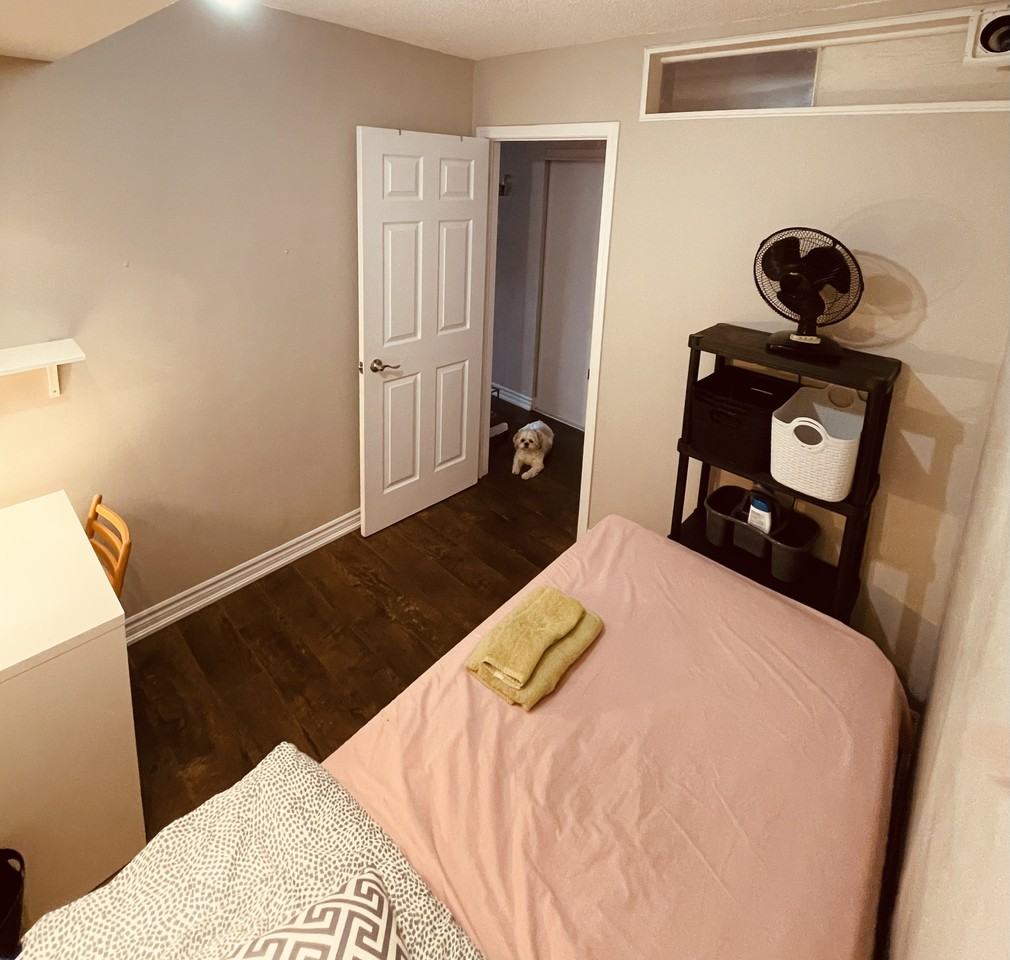 Keele St & Wilson Ave, Toronto, ON M3M 0A2 Room for 840/month Zumper