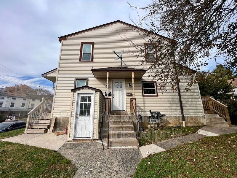 3950 Mary St #2 - Photo 2 of 10