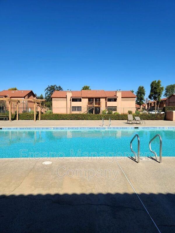 4506 W Palo Alto Ave #106 - Photo 2 of 11