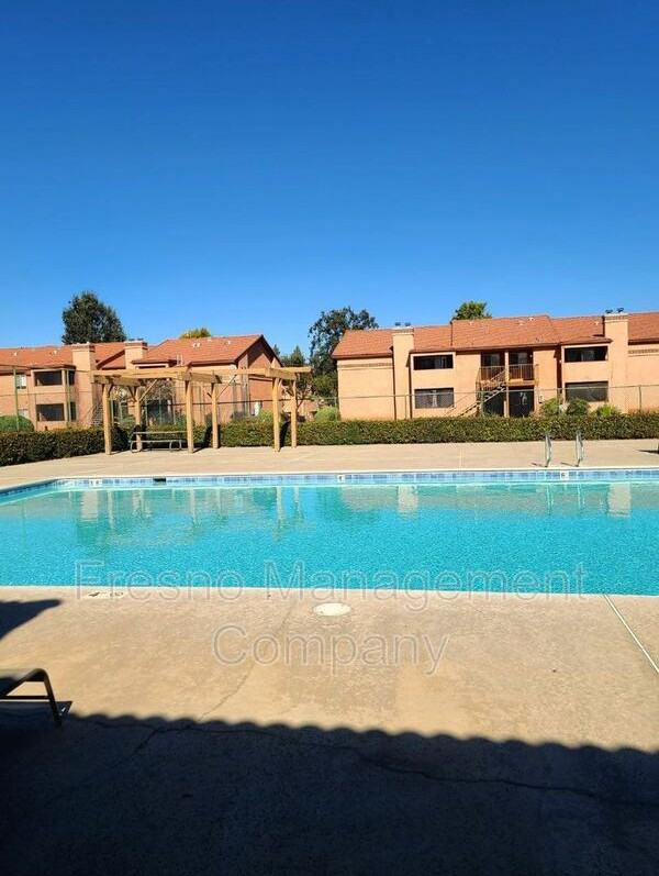 4506 W Palo Alto Ave #106 - Photo 3 of 11