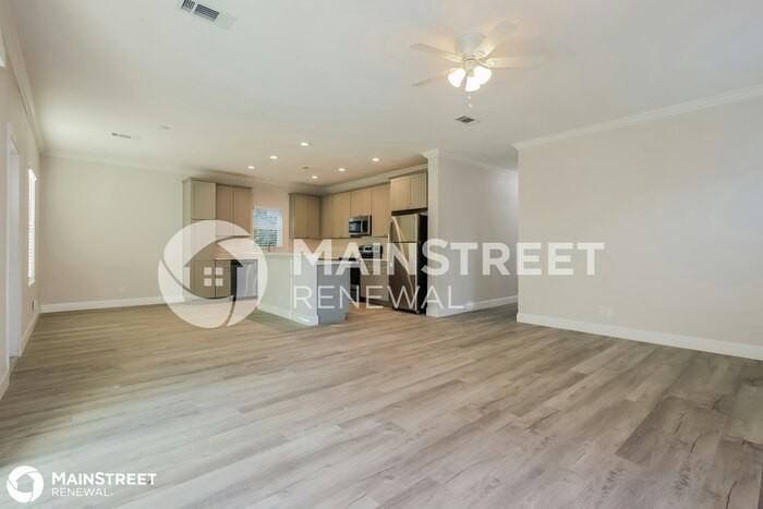 11404 Marshall Rd - Photo 3 of 15