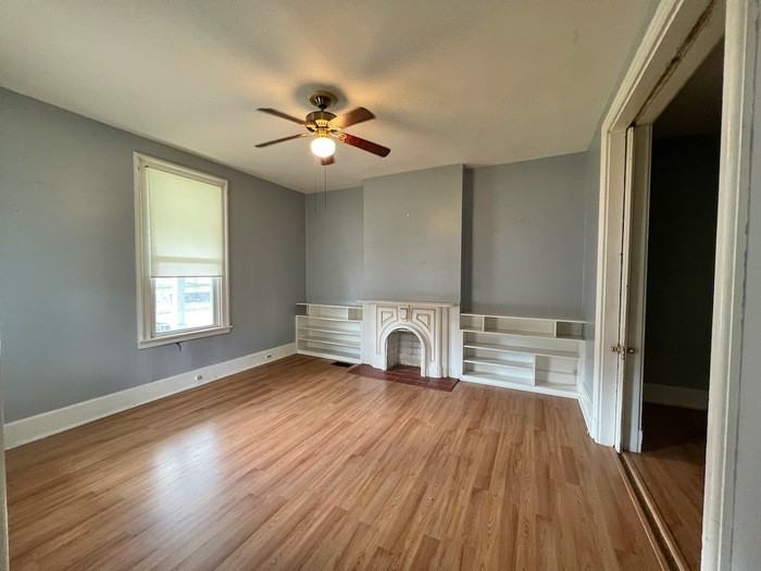 210 Oak St #1 - Photo 3 of 10