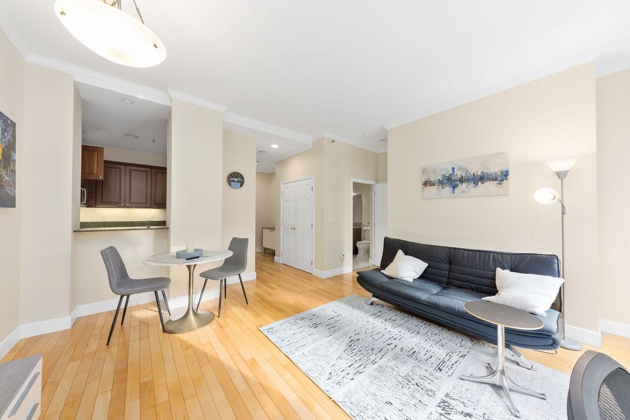 201 Sansome St #1 - Photo 2 of 28