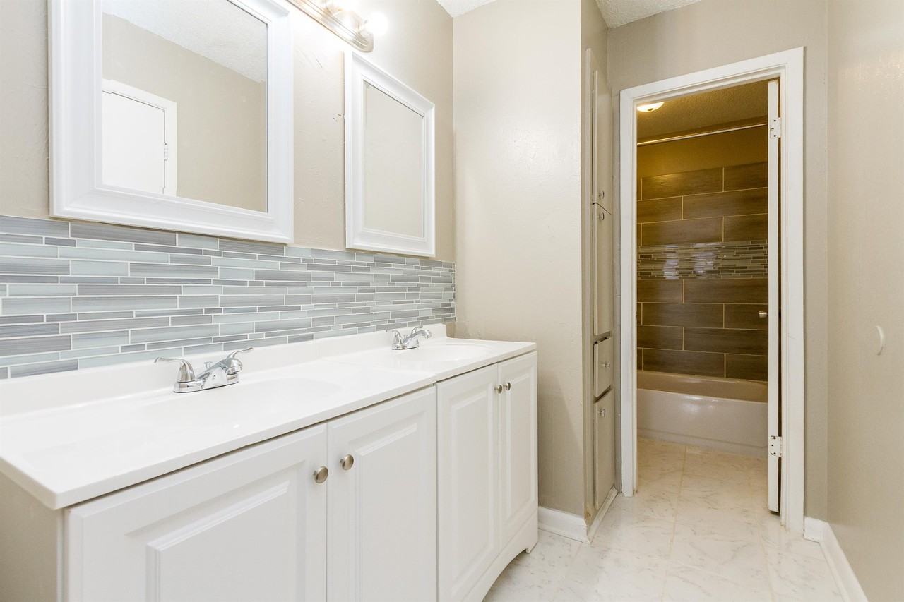 Memphis Drive - Photo 2 of 4