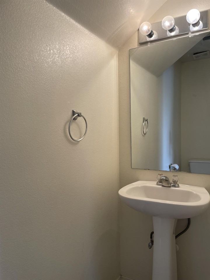 10128 High Range Rd Sw #1 - Photo 4 of 26