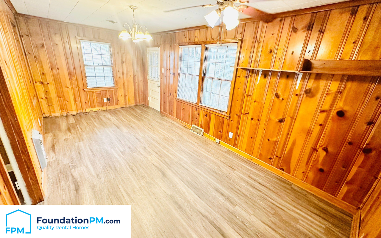 4126 Meadow Dr #1 - Photo 5 of 10