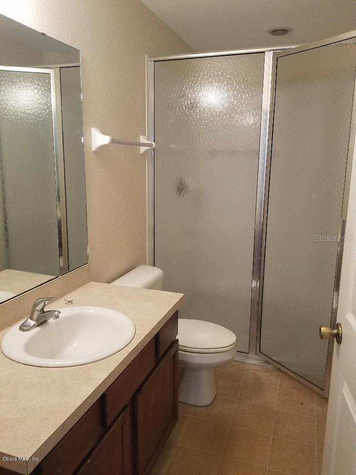 1935 Sw 31st Ave #102 - Photo 2 of 20