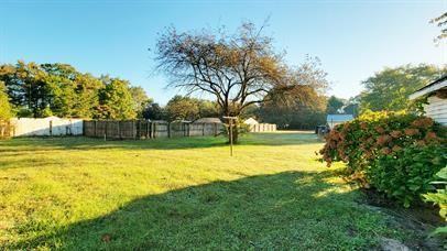 6841 Havassy Dr - Photo 3 of 36