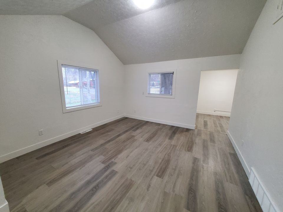 3714 5th Ave S - Photo 5 of 8