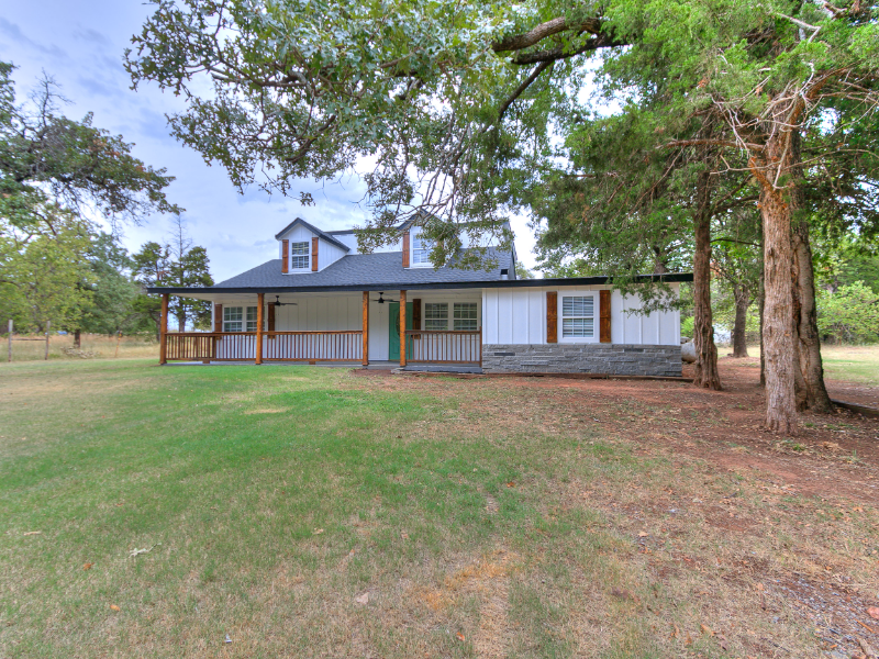 5074 Sunset Ln - Photo 3 of 50