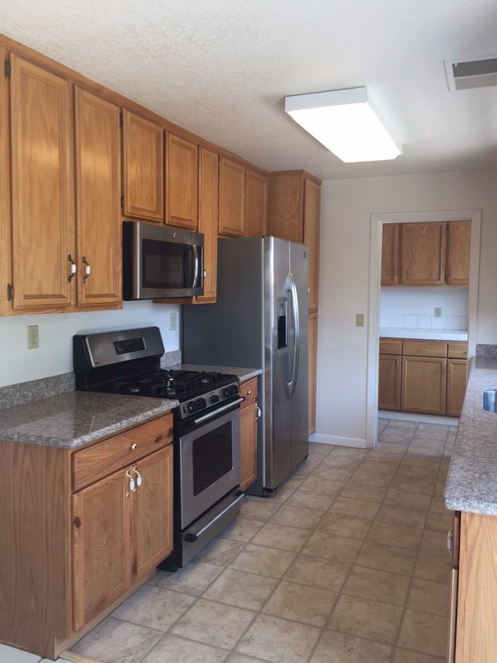 2015 Peridot St - Photo 2 of 8