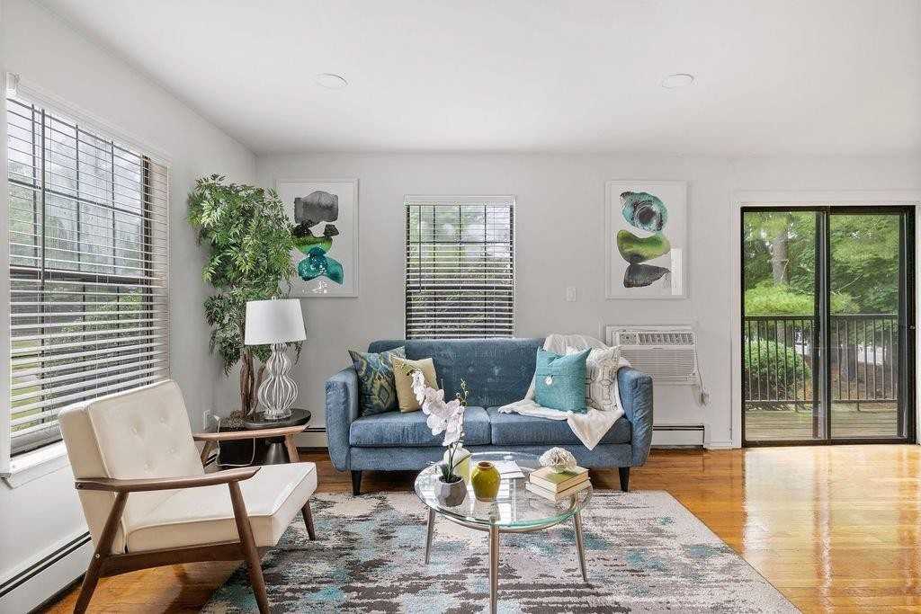 Princeton Gardens - Photo 7 of 17