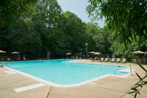 featured image of 4905 Southland Ave