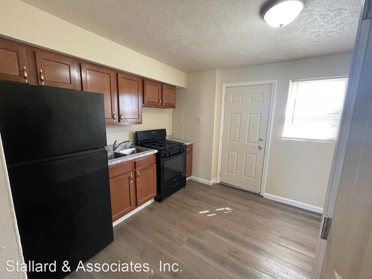 2469 S DAWSON STREET - Photo 3 of 5