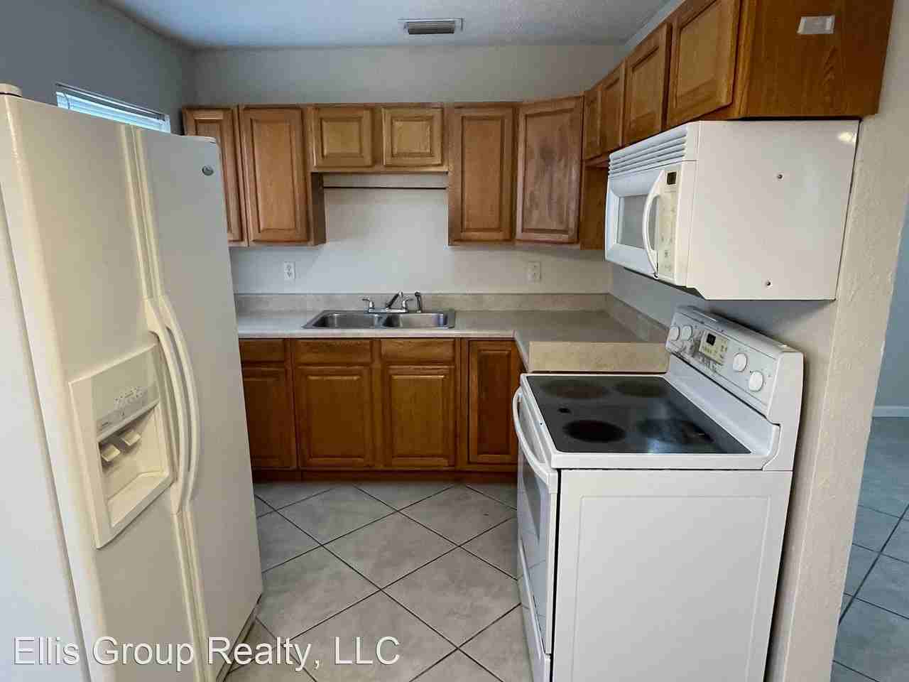 4505 Swift Ave - Photo 3 of 27