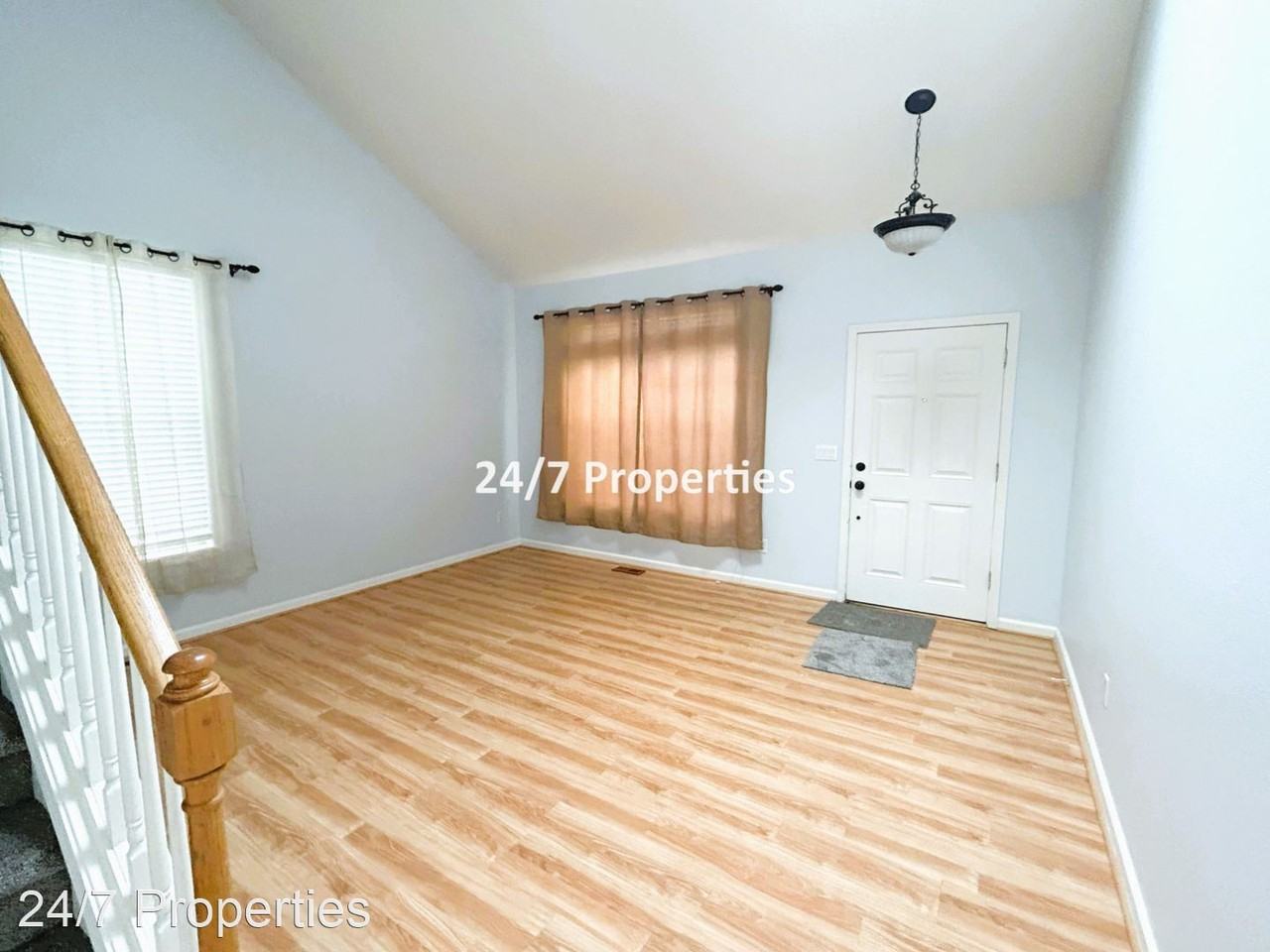 518 Nw Hertel St - Photo 3 of 20