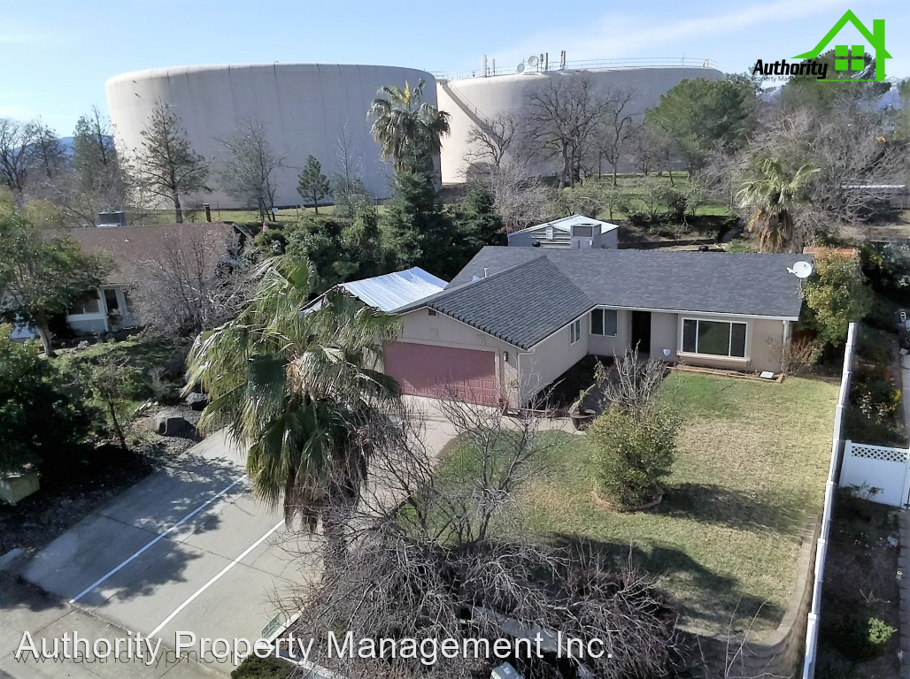 1266 Grouse Ct - Photo 2 of 28