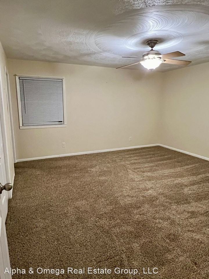 4430 Hazelbrush Rd - Photo 3 of 14