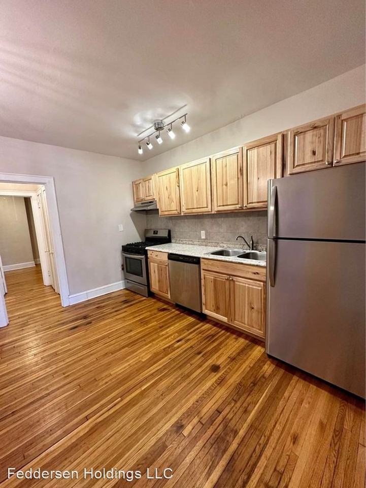 2708 Blaisdell Ave South - Photo 2 of 13