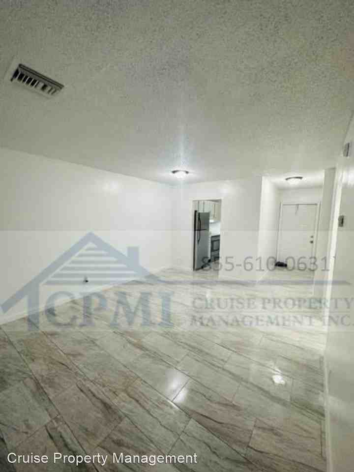 307-333 Melody Lane - Photo 2 of 15