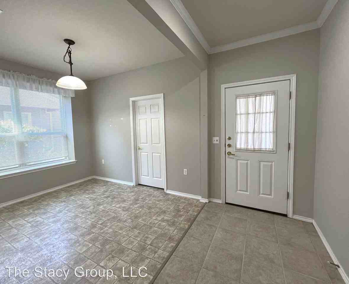 115 Honey Creek Trl - Photo 3 of 45