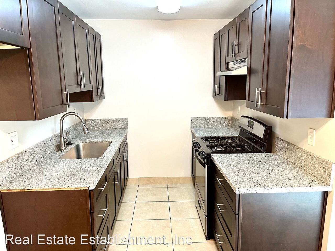 1222 W. Brook Street Apartments 1222 W Brook St, Santa Ana, CA 92703