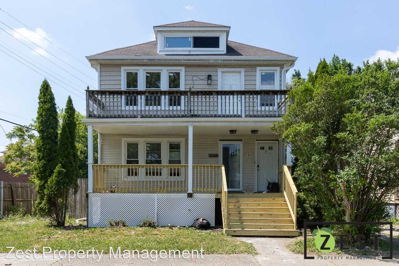 11935 & 11937 Hamburg - Photo 2 of 24