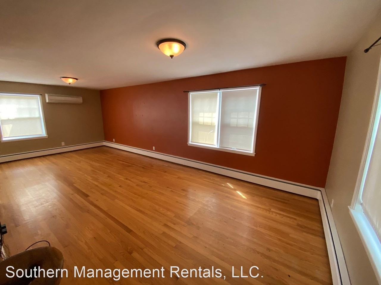 405 N Market St - Photo 3 of 19