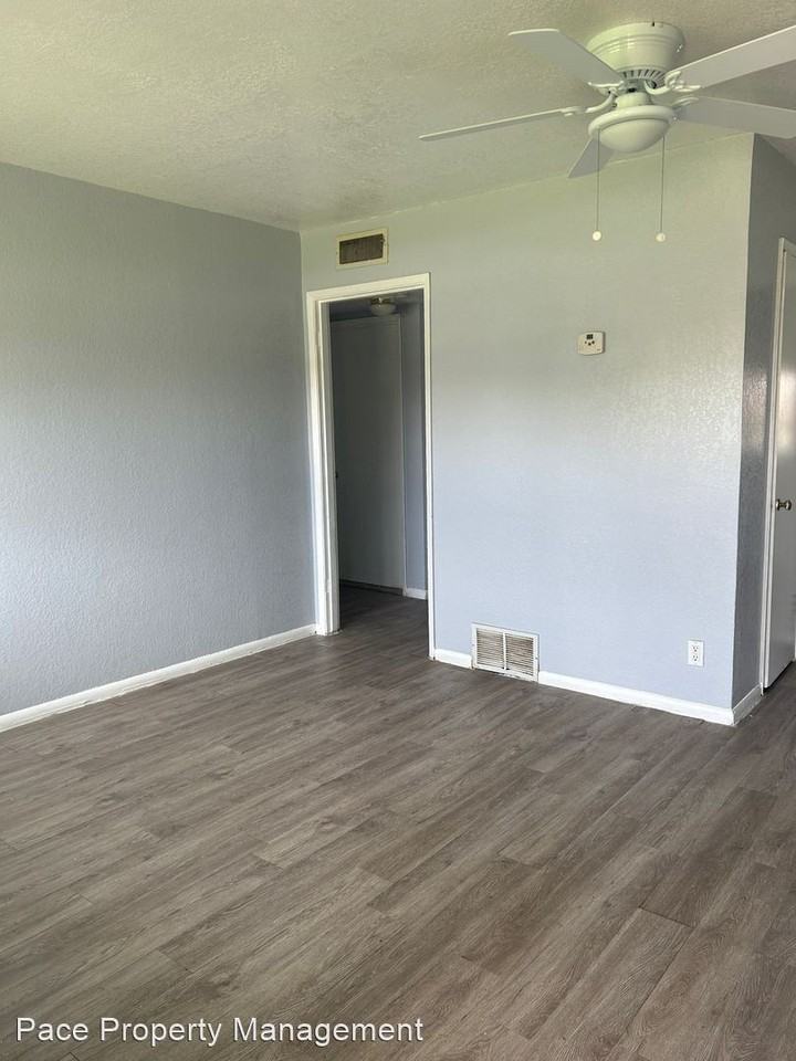 3010 Westhaven Drive - Photo 2 of 17