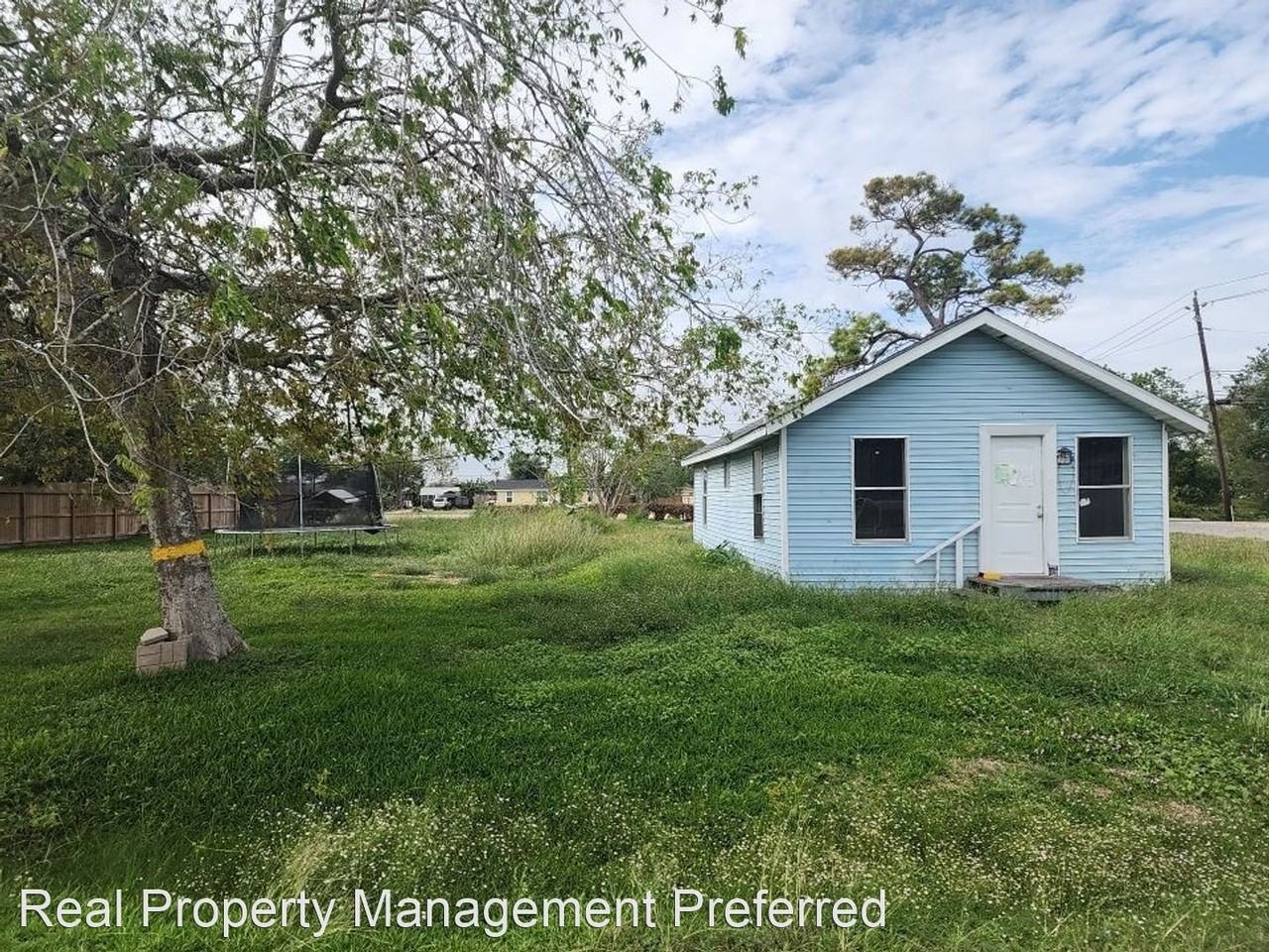 331 Dr Martin Luther King Jr Dr