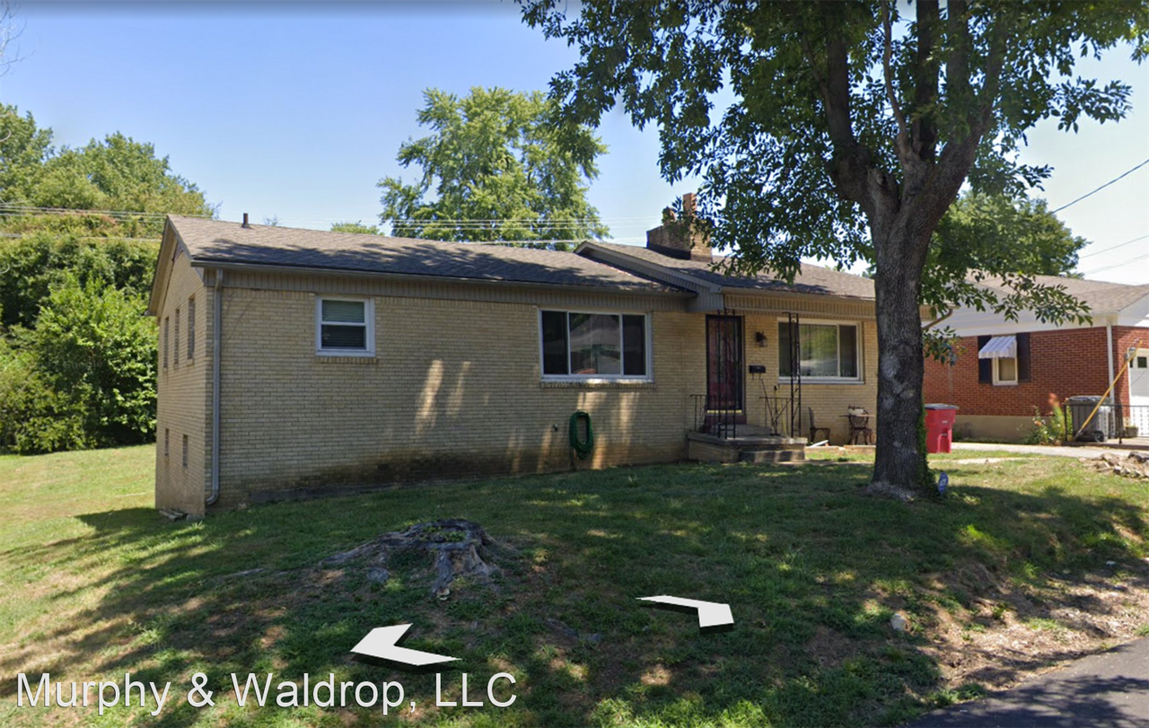 601 Highland St - Photo 2 of 4