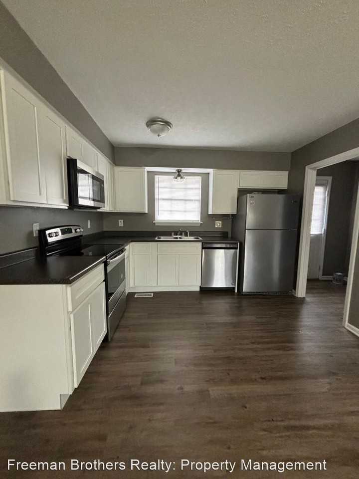 1303 Alta Avenue - Photo 3 of 7