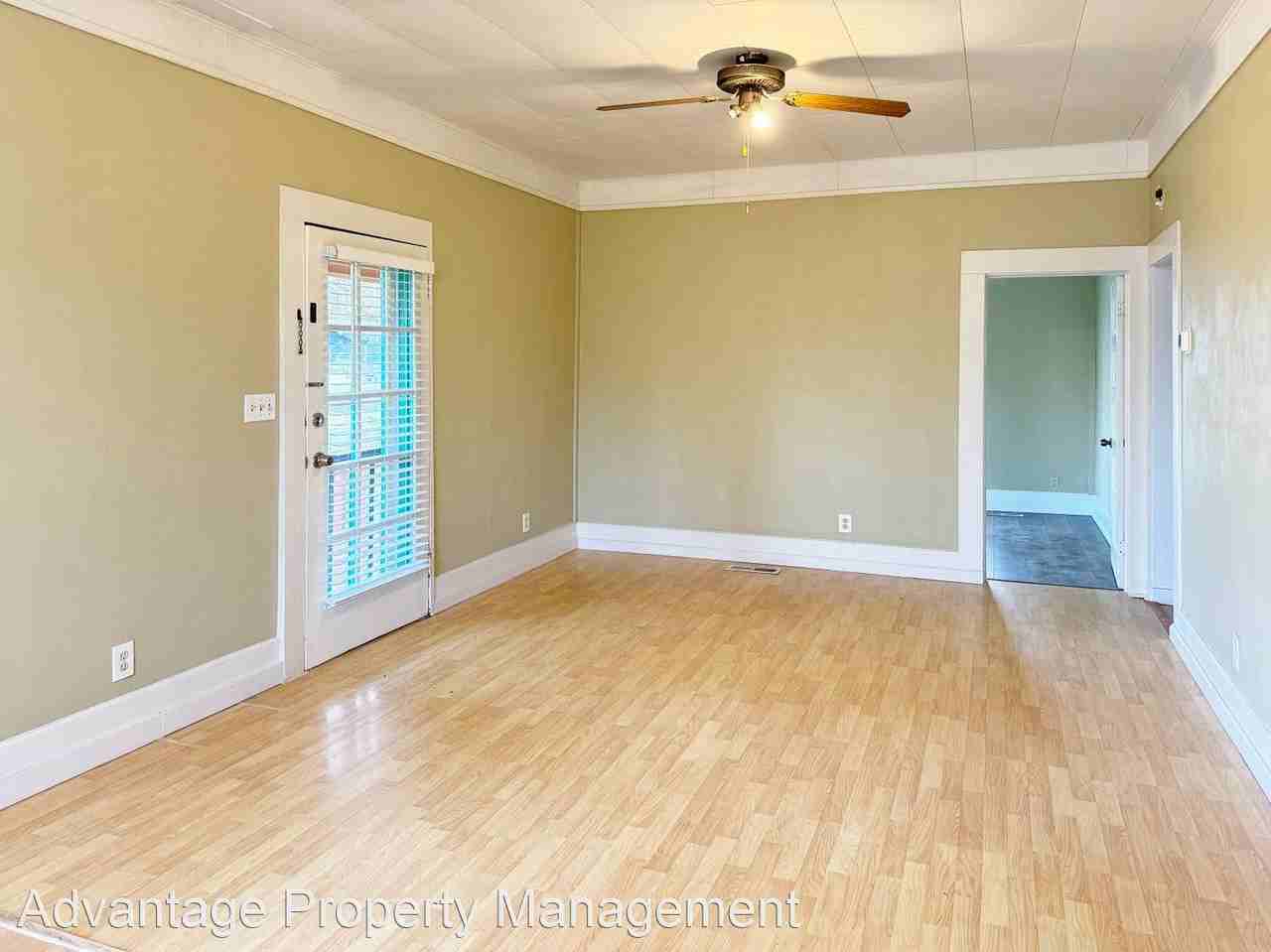 1411 W 4th St - Photo 3 of 13