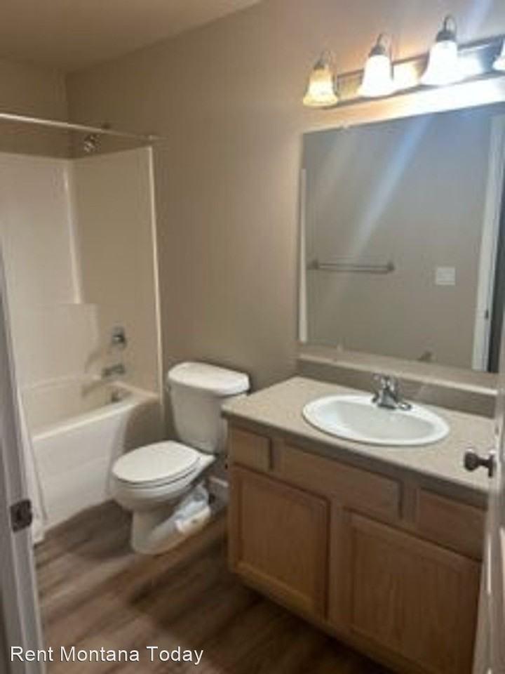 3134 New Hope Dr - Photo 2 of 3