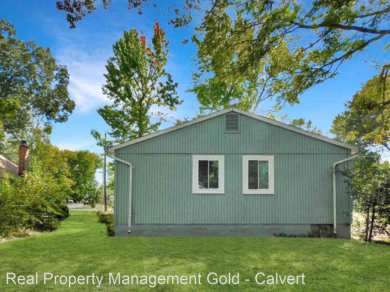 1246 Delaware Ave - Photo 3 of 31