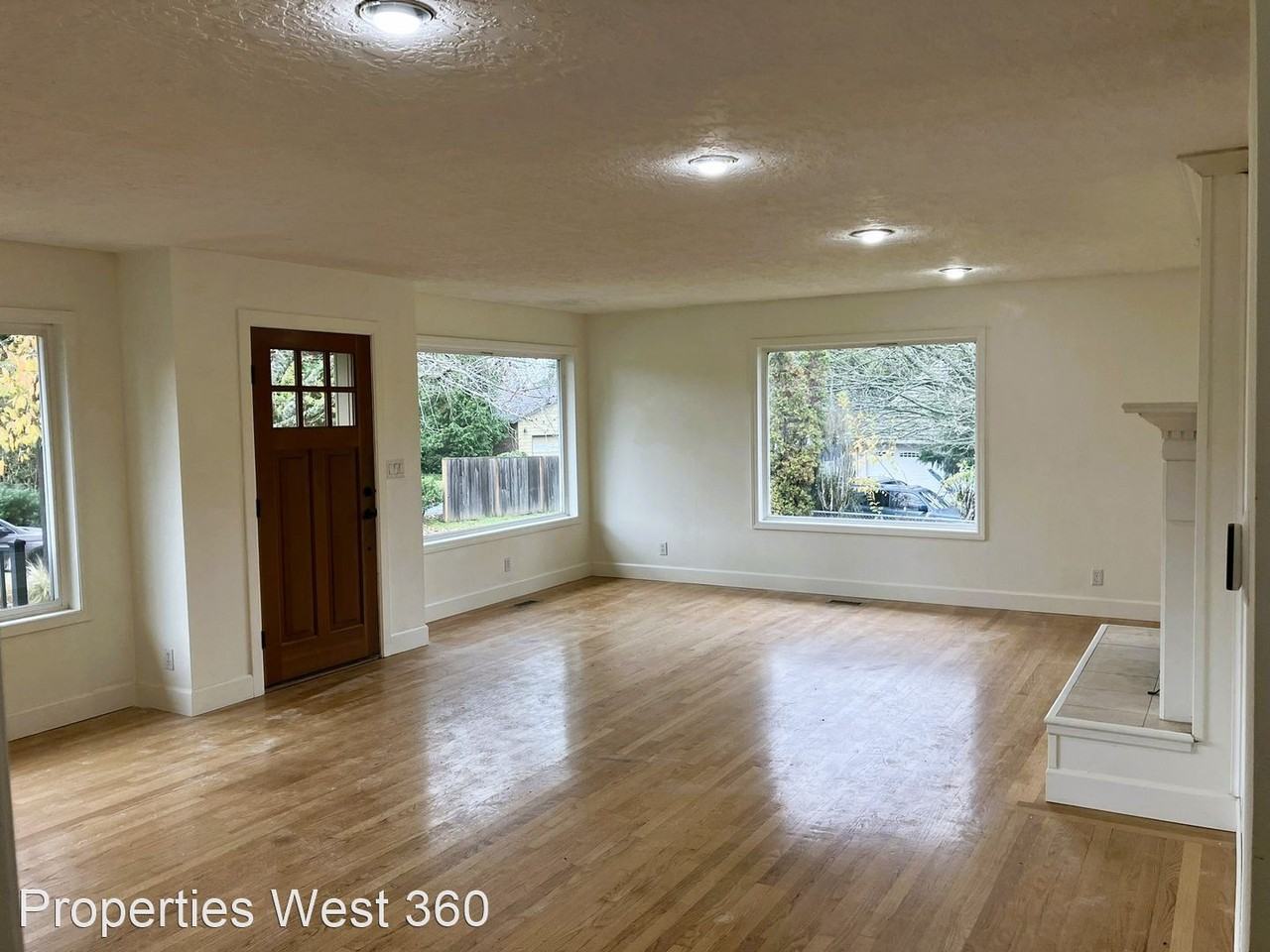 5501 Nw Kauffman Ave - Photo 3 of 50